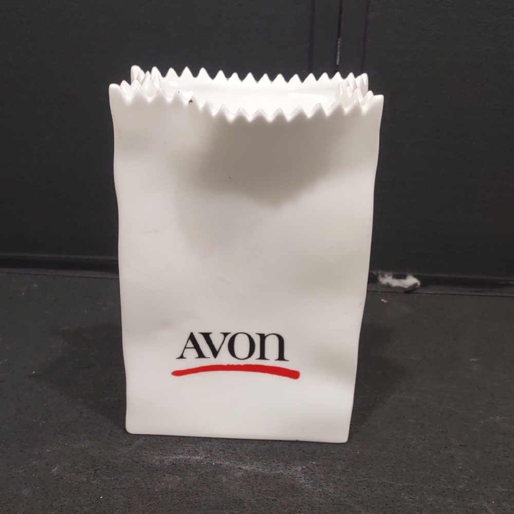 USED AVON CERAMIC PAPER BAG 1986 HAS WEAR SEE ALL PHOTOS